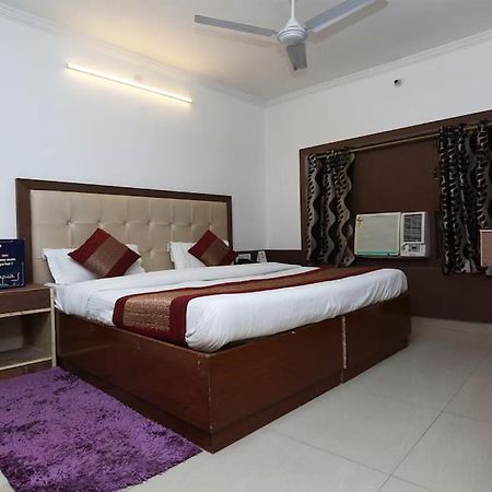 Vishal Hotel By Comfort Rooms Nowe Delhi Zewnętrze zdjęcie