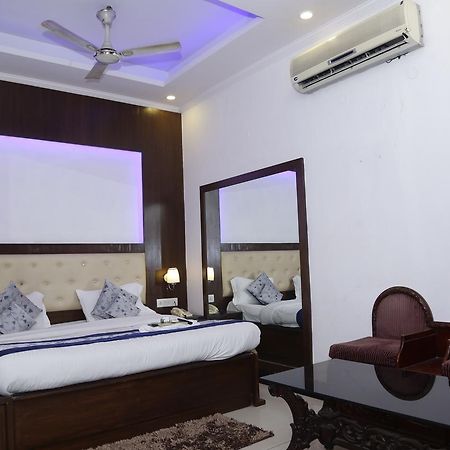 Vishal Hotel By Comfort Rooms Nowe Delhi Zewnętrze zdjęcie