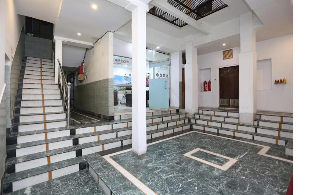 Vishal Hotel By Comfort Rooms Nowe Delhi Zewnętrze zdjęcie