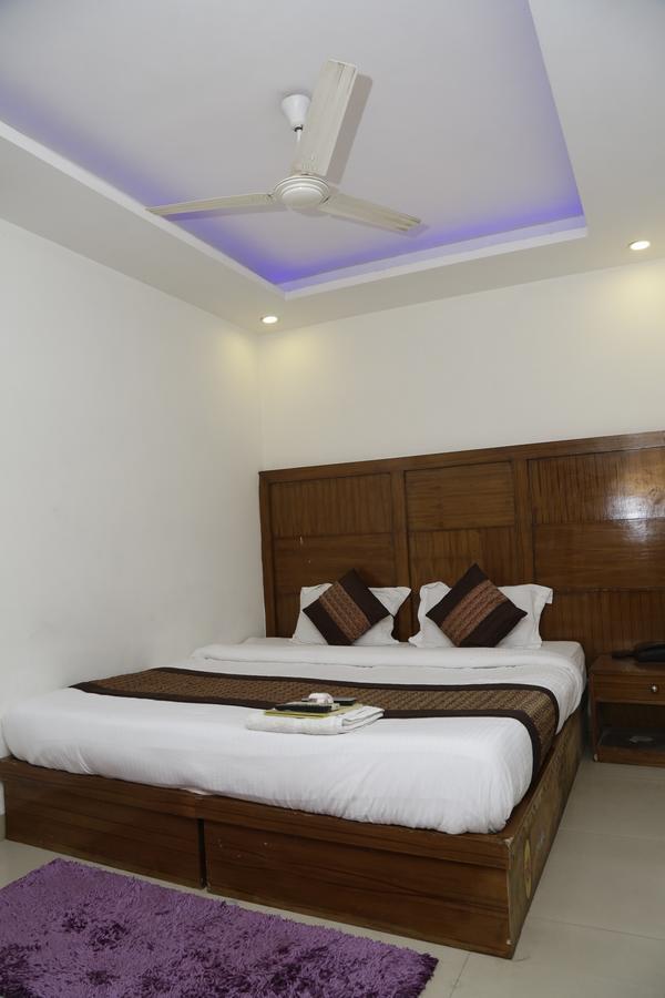 Vishal Hotel By Comfort Rooms Nowe Delhi Zewnętrze zdjęcie