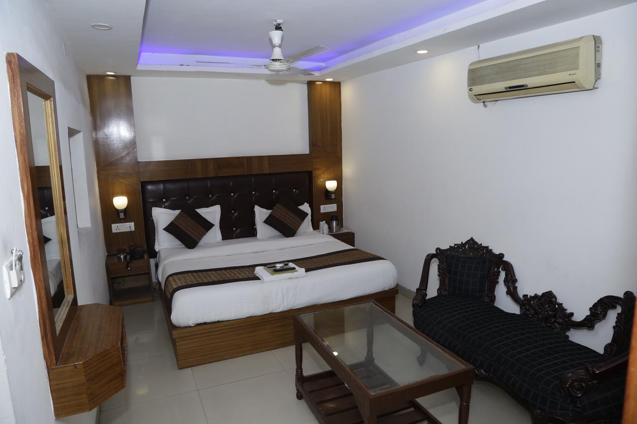 Vishal Hotel By Comfort Rooms Nowe Delhi Zewnętrze zdjęcie